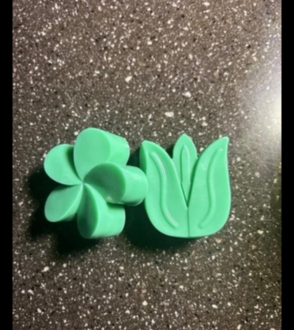 Yojawill Organic Set of 2 Flower Bar Soaps Natural Ingredients