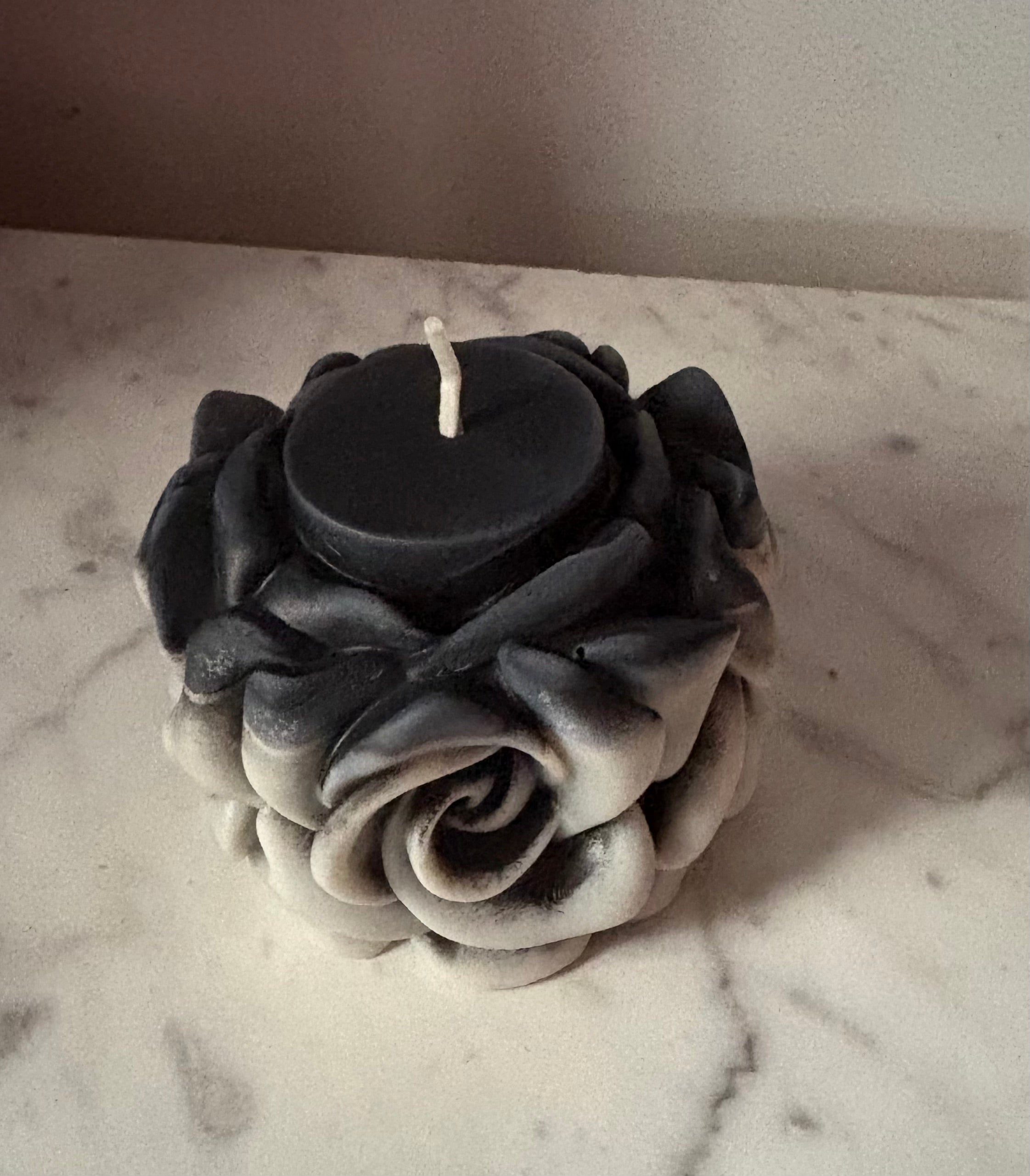 Yojawill Organic Blooming Apple Rose Soy Candle with Glass