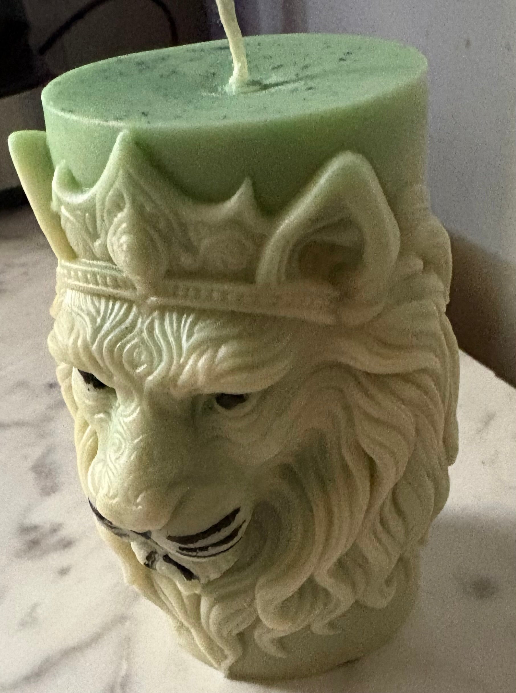 Yojawill Organic Lion Soy Candle Hand Poured