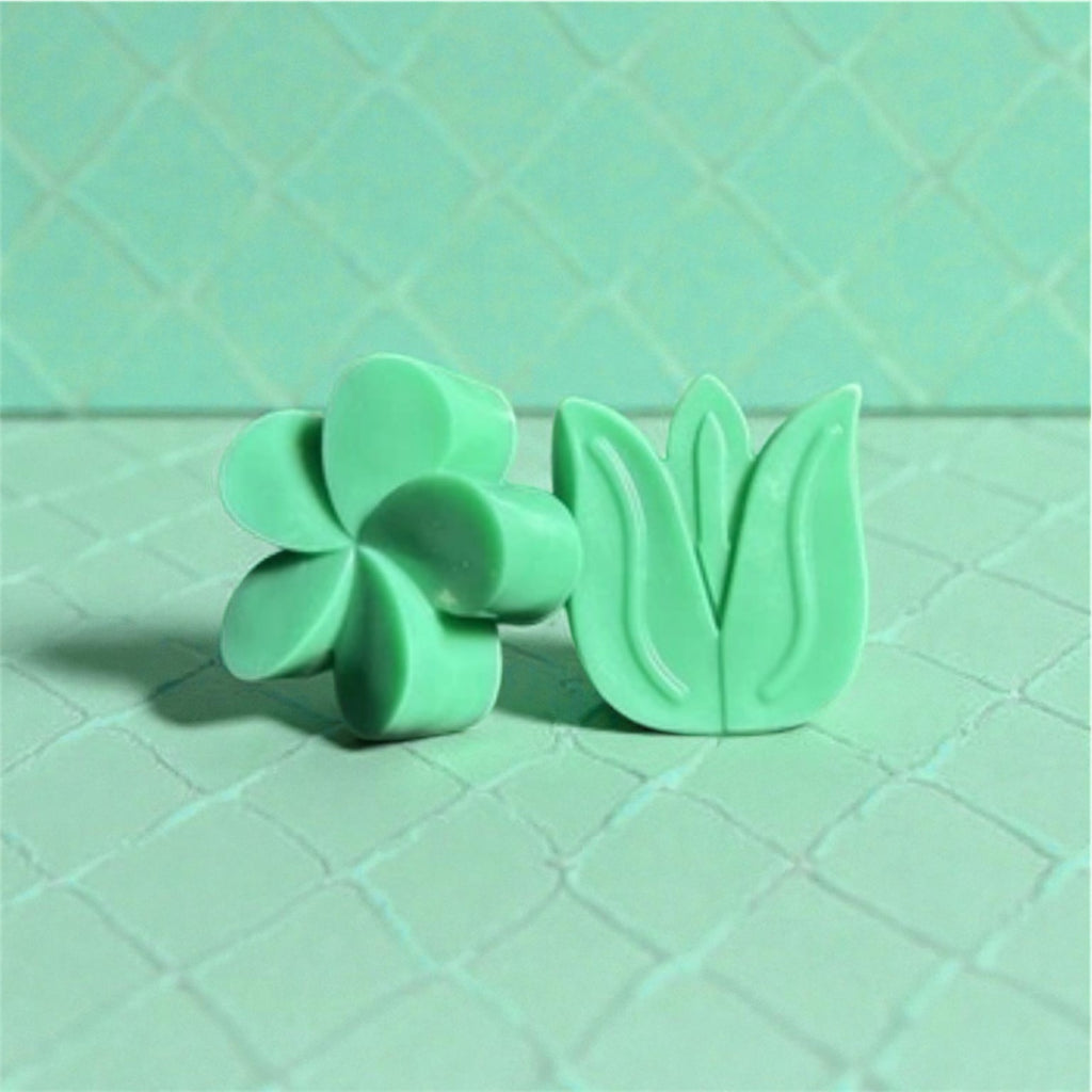 Yojawill Organic Set of 2 Flower Bar Soaps Natural Ingredients